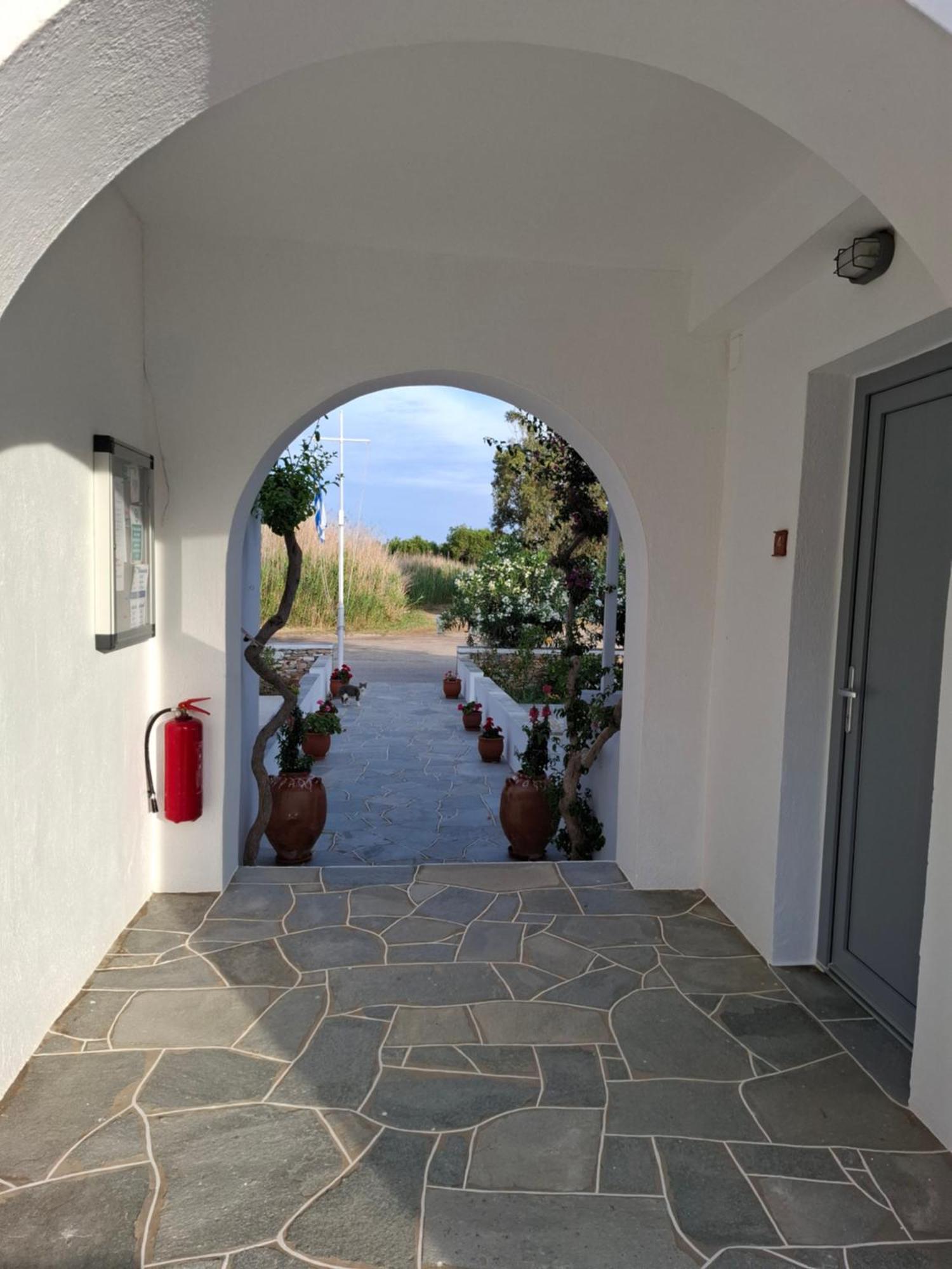 Morpheas Pension Rooms & Apartments Kamares  Exterior foto